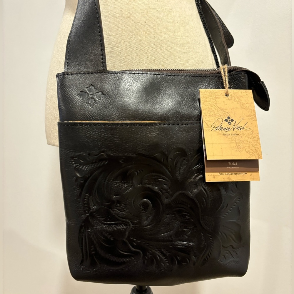 Patricia Nash tool leather purse bag